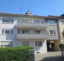 sanierte 2-Zimmer-Wohnung im 1. Obergeschoss-Wohnung in sehr ruhiger Aussichtslage (kernsaniertes Bad, Einbauküche, KfZ-Stellplatz, 2 Balkone) - Stuttgart Münster