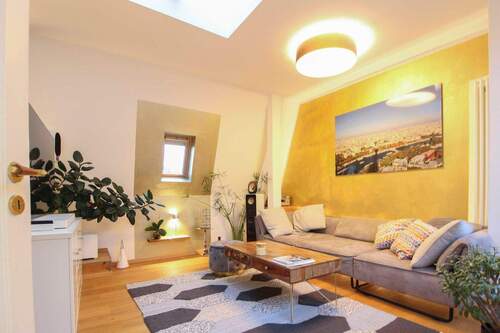 Wohnbereich(2) - Etagenwohnung mit 140,20 m&sup2; in Dresden zum Kaufen