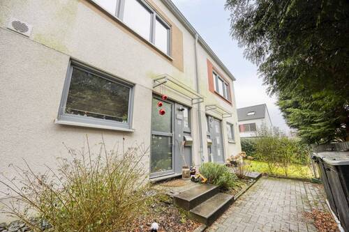 Hauseingang - 5 Zimmer Reihenendhaus zum Kaufen in Datteln