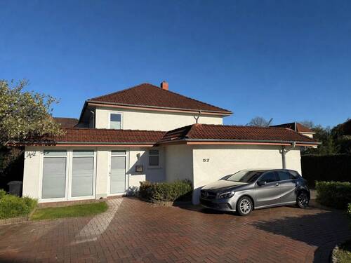 Außenansicht - Ansprechende 2-Zimmer-Erdgeschosswohnung mit Garten in begehrter Lage von Kirchweyhe