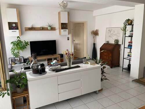 Einliegerwohnung 2: Heller Wohnbereich - 