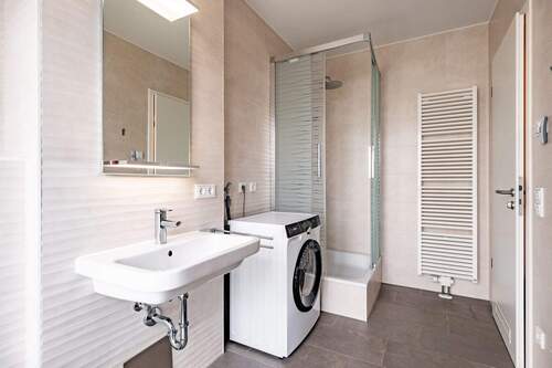 Badezimmer - Ansicht II - 
