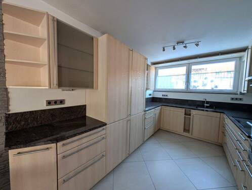 EBK - Reihenmittelhaus mit 149,00 m&sup2; in Kirchheim b. München zum Kaufen