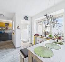 Charmante Doppelhaushälfte mit Garten, Terrasse und viel Potenzial in zentraler Lage von Mühlhausen - Mühlhausen-Ehingen