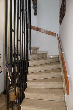 Treppenaufgang EG zum DG - 