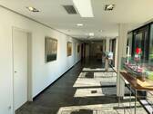 Flur zur Mietfläche - Büro mit 161,00 m&sup2; in Hamburg zur Miete