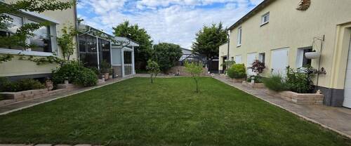 Innenansicht angelegter Garten - Einfamilienhaus mit 249,00 m&sup2; in Oberkrämer zum Kaufen