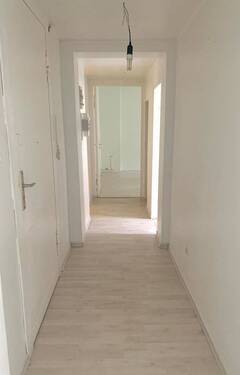 Flur - 4 Zimmer Etagenwohnung in Berlin