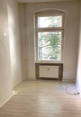 Zimmer 2 - 