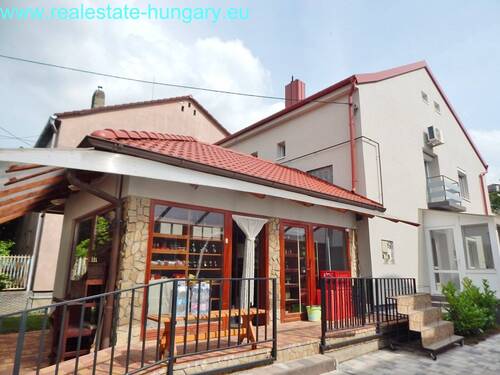 Bild 1 - Wohnhaus mit Ladenlokal - 800.000,00&nbsp;EUR Kaufpreis, ca.&nbsp; 160,00&nbsp;m&sup2;&nbsp;Wohnfl&auml;che