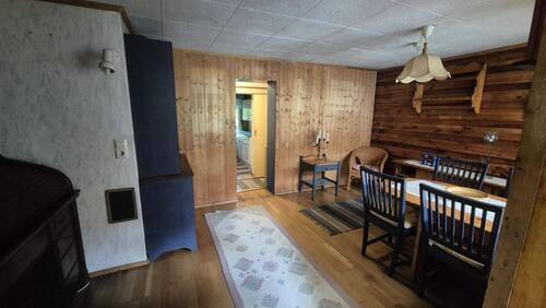 Blick ins Esszimmer - 