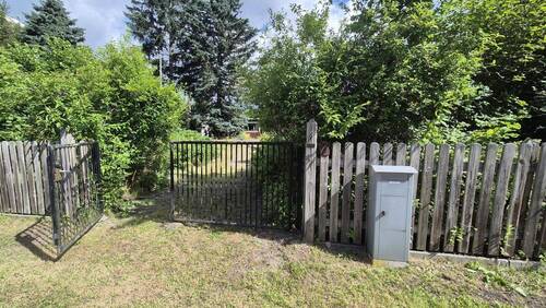 Zugang zum Grundstück - 