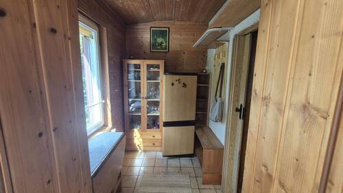 EG- weiterer Flur - Bungalow mit 75,00 m&sup2; in Krauschwitz zum Kaufen