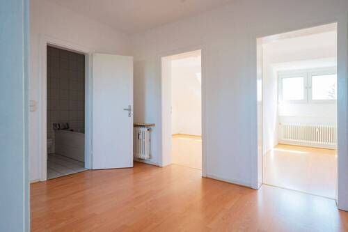 Bild 3 - 3 Zimmer Etagenwohnung in Krefeld / Bockum