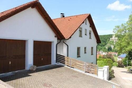 Außenansicht (Bild 4) - Mehrfamilienhaus, Wohnhaus mit 260,00 m² in Wellheim zum Kaufen