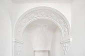 restaurierte Originalelemente im Eingang - 