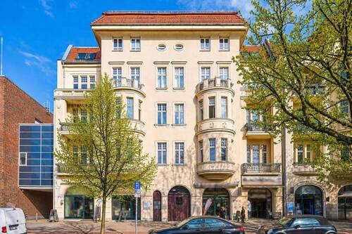 Frontseite - 3 Zimmer Etagenwohnung zum Kaufen in Berlin