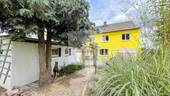 Gehweg vom Garten - Einfamilienhaus mit 128,00 m&sup2; in Erlau / Milkau zum Kaufen