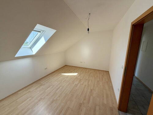Zimmer 2 - 