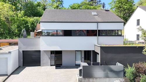 Frontansicht Nord Ost - 5 Zimmer Einfamilienhaus in Güntersleben