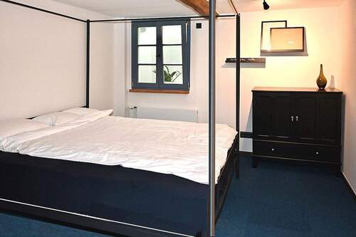 1. OG WG 2 Schlafzimmer - 