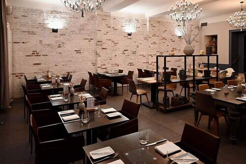 EG Restaurant abends - 