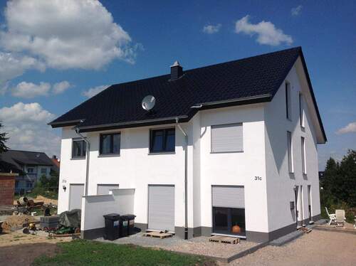 DHH Archivbild - Baupartner gesucht - bestens geeignet auch für größere Familien!