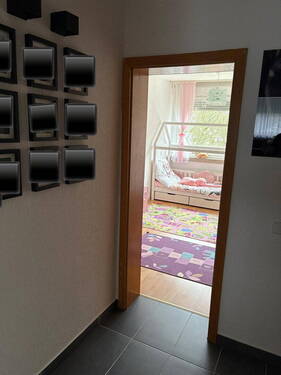 Flur zum Kinder- und Schlafz. - 
