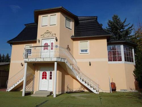 Zweifamilienhaus - Zwei Objekte - Ein Preis Ein - und Zweifamilienhaus