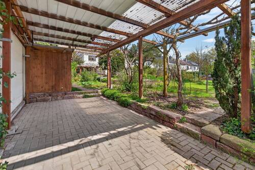 Carport und Garten - 