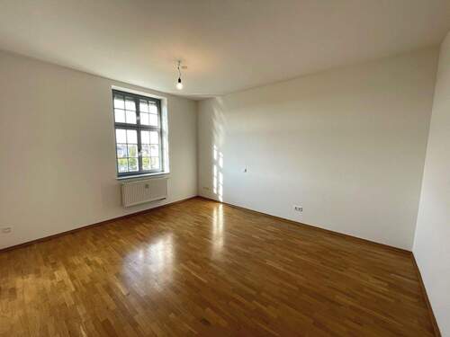 Zimmer 1 - 