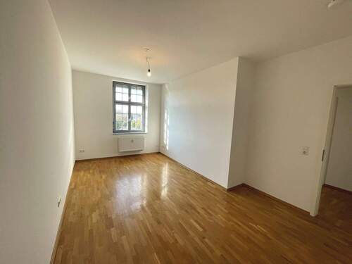 Zimmer 2 - 