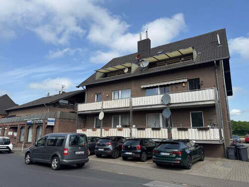 Straßenansicht - Mehrfamilienhaus, Wohnhaus zum Kaufen in Neuss