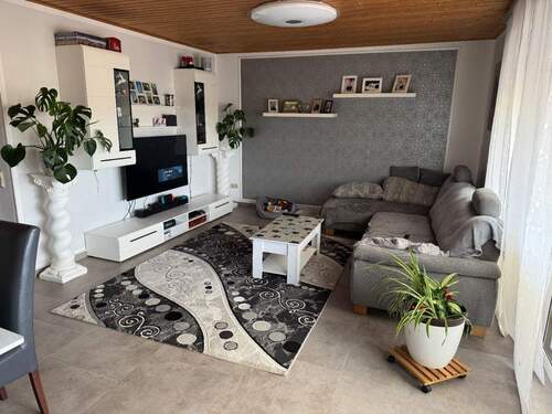 Wohn-/Esszimmer Wohnhaus - Mehrfamilienhaus, Wohnhaus in Neuss zum Kaufen