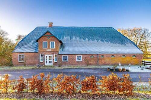 Willkommen - Resthof mit rustikalem Charme und großer Hauskoppel in ruhiger Dorflage
