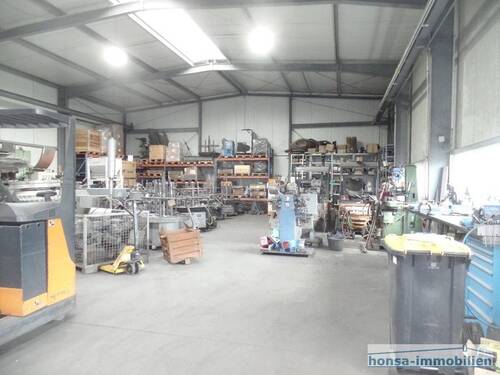 Halle 2 - ehemaliger Verlade-/ Fertigungsbereich - 