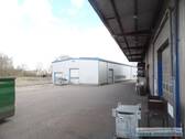 Blick auf Halle 2/ rechts Halle 1 - 