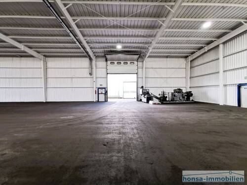 Halle 1 - Abschnitt Lager und Warenannahme - 