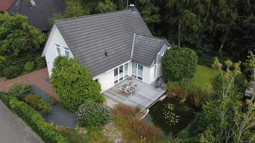 Außenansicht - MODERNISIERTES ARCHITEKTENHAUS in ruhiger Lage in Bümmerstede