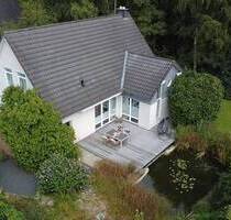 MODERNISIERTES ARCHITEKTENHAUS in ruhiger Lage in Bümmerstede - Oldenburg Kreyenbrück
