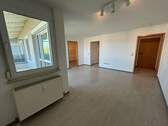 Wohn-/Esszimmer - 