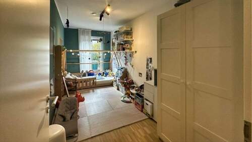 Kinderzimmer - 4 Zimmer Etagenwohnung in Köln