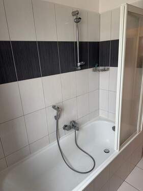  Badezimmer - 2 Zimmer Terrassenwohnung in Wirsberg