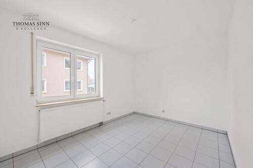 Schlafzimmer - Etagenwohnung mit 79,80 m&sup2; in Neuenstadt am Kocher zum Kaufen