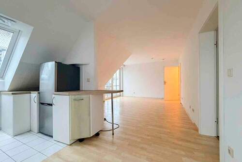 Anischt Wohnzimmer 01 - Etagenwohnung mit 45,20 m&sup2; in Dresden zum Kaufen