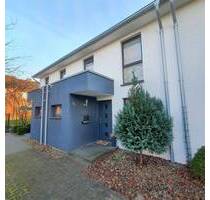 Gepflegtes Reihenmittelhaus mit Garten und Garage in Nienburg zu vermieten