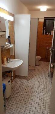 WC - 