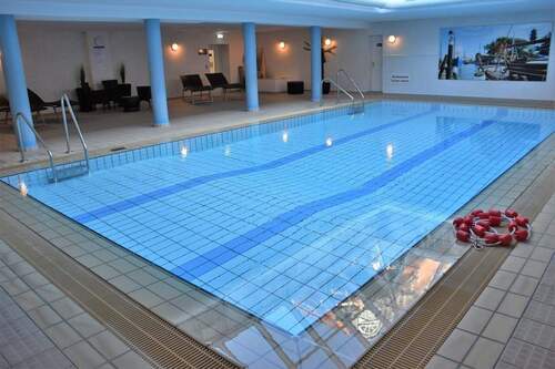 Schwimmbad - 