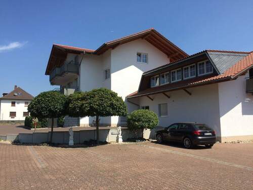 Wohnanlage - Stadtnähe, Energiesparende, Klimatisierte 2,5 Zimmerwohnung in zentraler, exponierter Lage