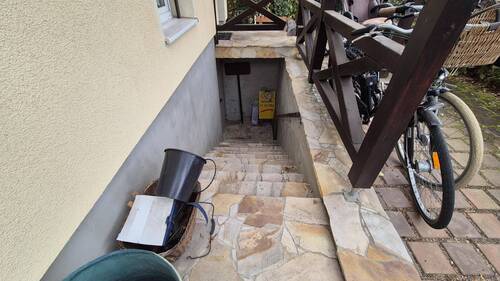 Zugang zum Keller - 
